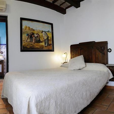 Hospedium Posada San Fernando Carmona  Extérieur photo