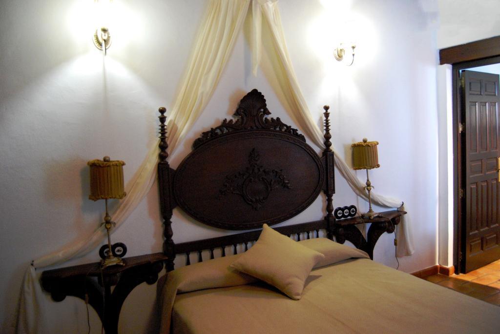 Hospedium Posada San Fernando Carmona  Extérieur photo
