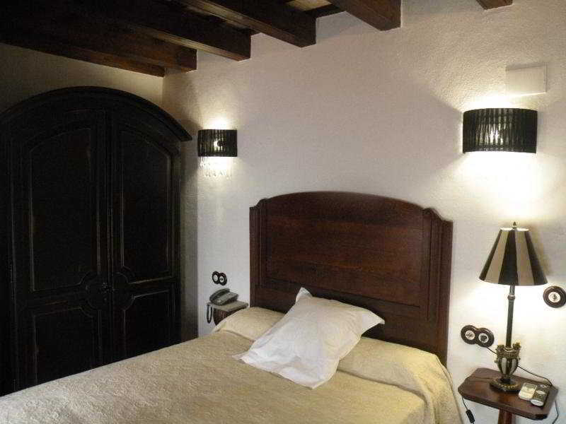 Hospedium Posada San Fernando Carmona  Extérieur photo