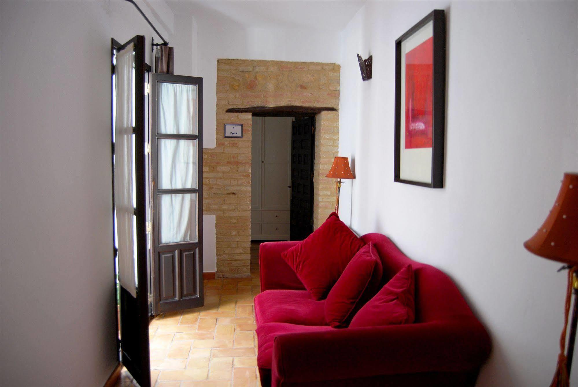 Hospedium Posada San Fernando Carmona  Extérieur photo